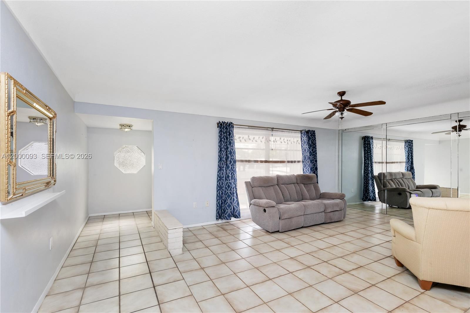 KNOLLS 2 SEC - Residential