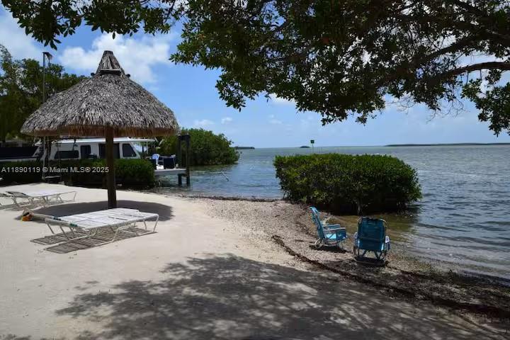 MANATEE BAY CLUB - Residential Lease