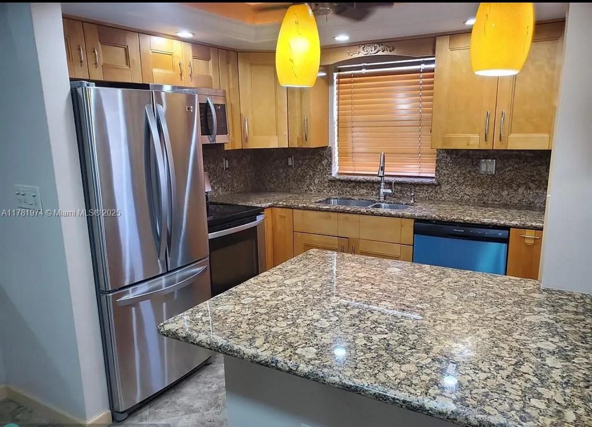 Property for Sale at Address Not Disclosed, Pompano Beach, Broward County, Florida - Bedrooms: 2 
Bathrooms: 2  - $150,000