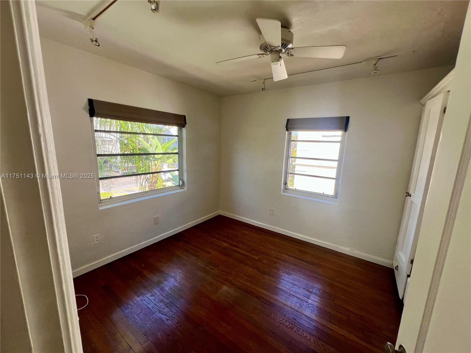 1535 MERIDIAN AVE CONDO - Residential