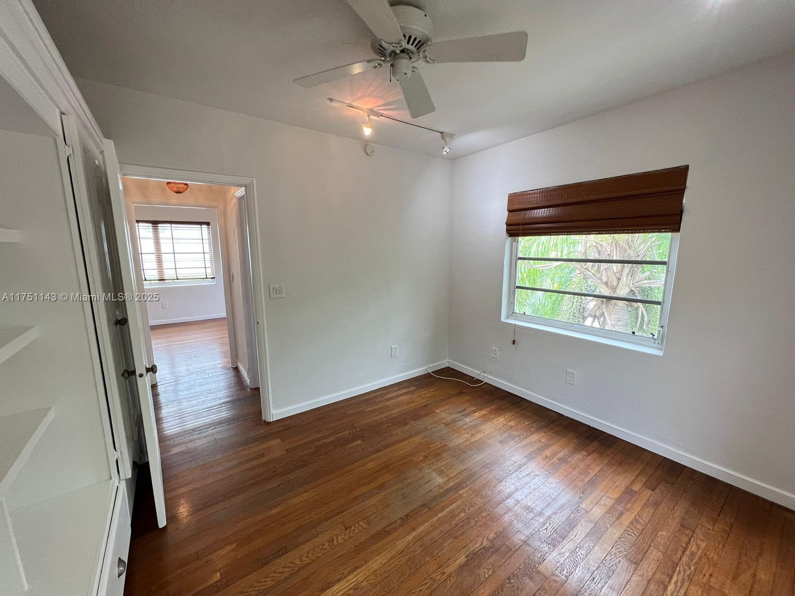 1535 MERIDIAN AVE CONDO - Residential