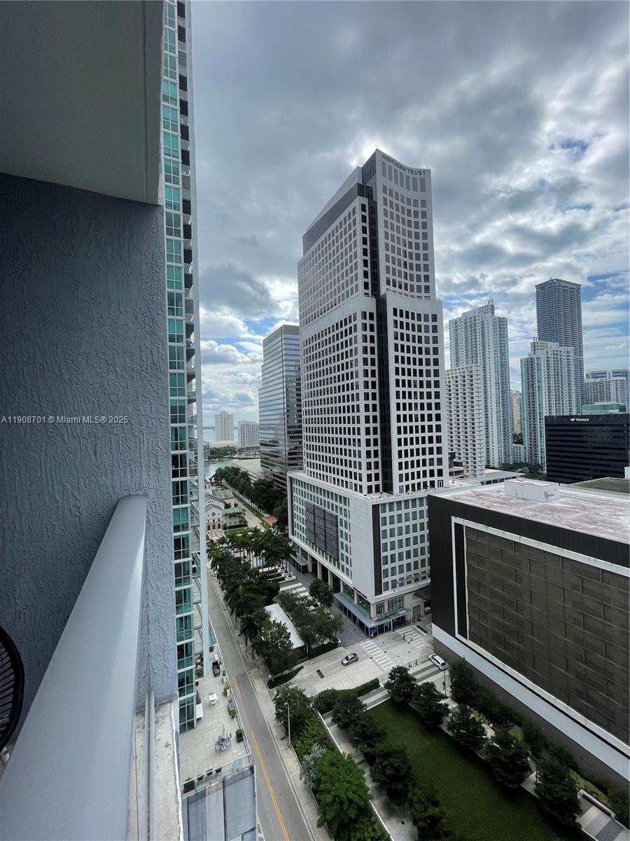 MYBRICKELL CONDO - Residential Lease