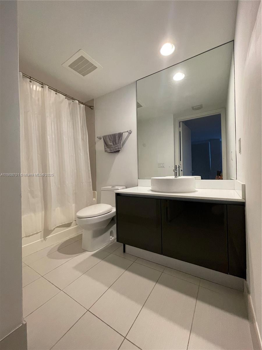 MYBRICKELL CONDO - Residential Lease