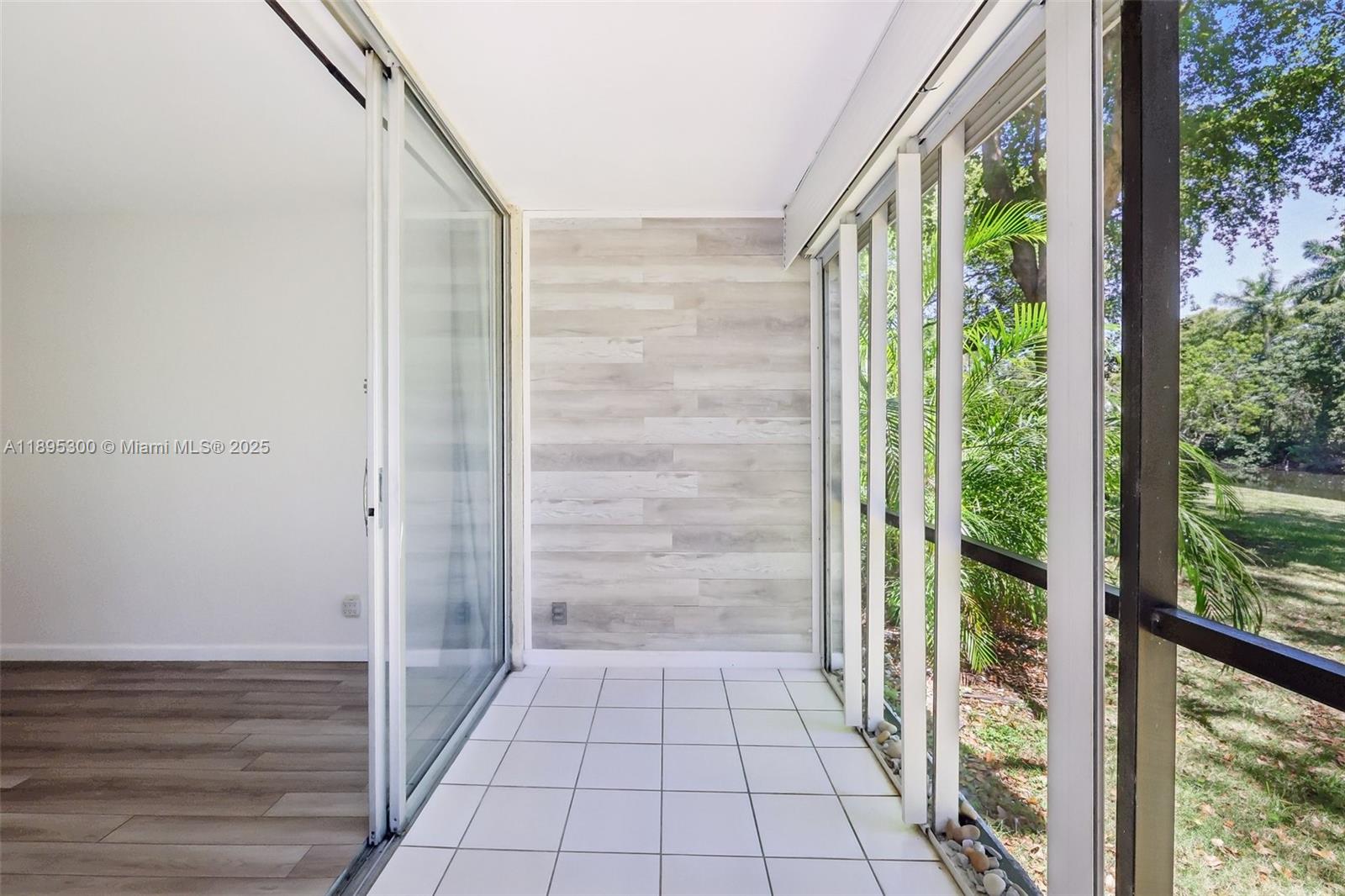 ROYAL PARK CONDO - Residential