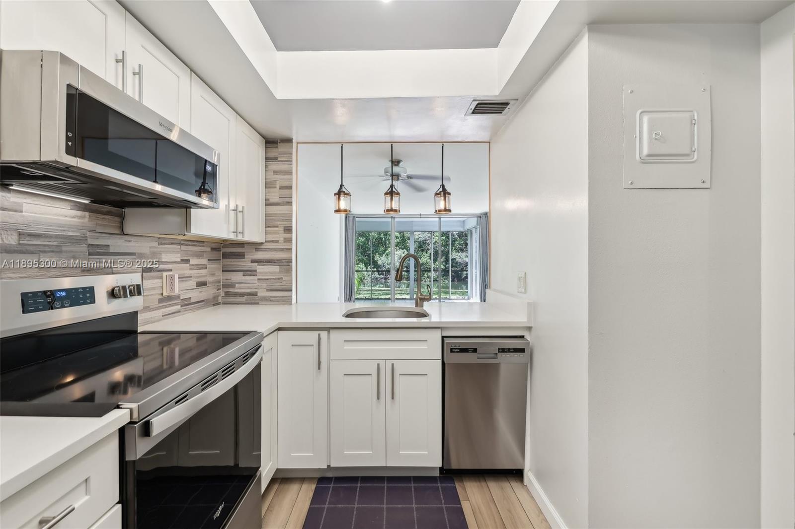 ROYAL PARK CONDO - Residential