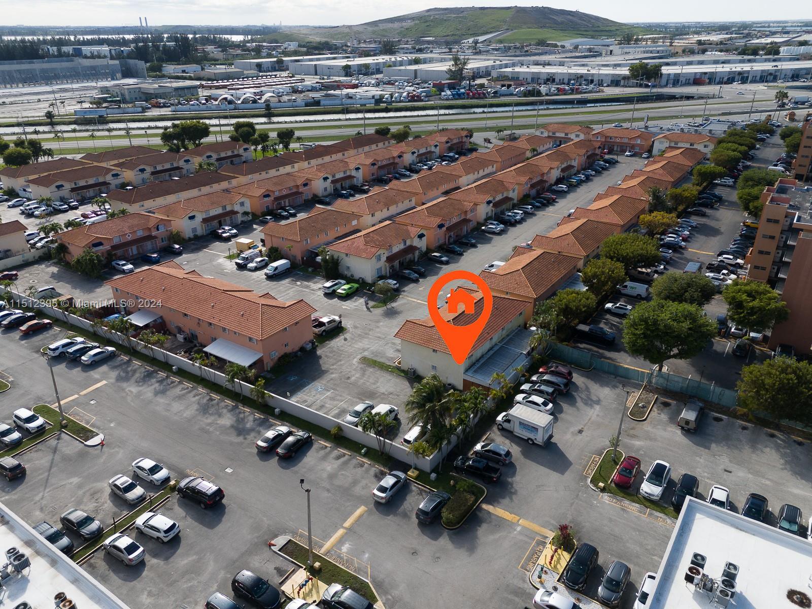 SILVER GARDENS VILLAS CON - Residential