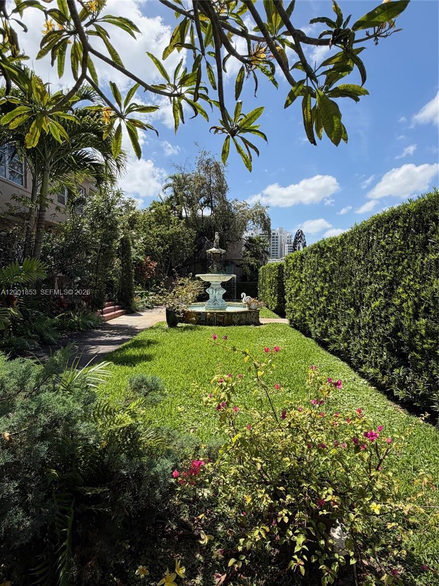 ALMERIA GARDENS CONDO - Residential Lease