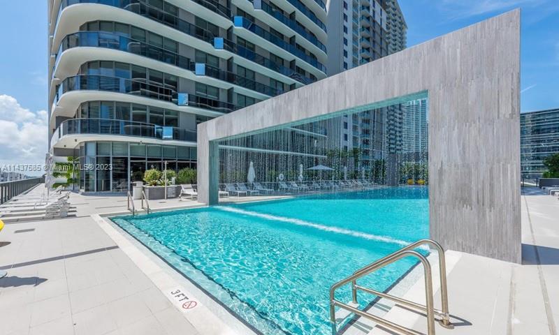 Photo 1 of 45 Sw 9th St 4004, Miami, Florida, $675,000, Web #: 11437585