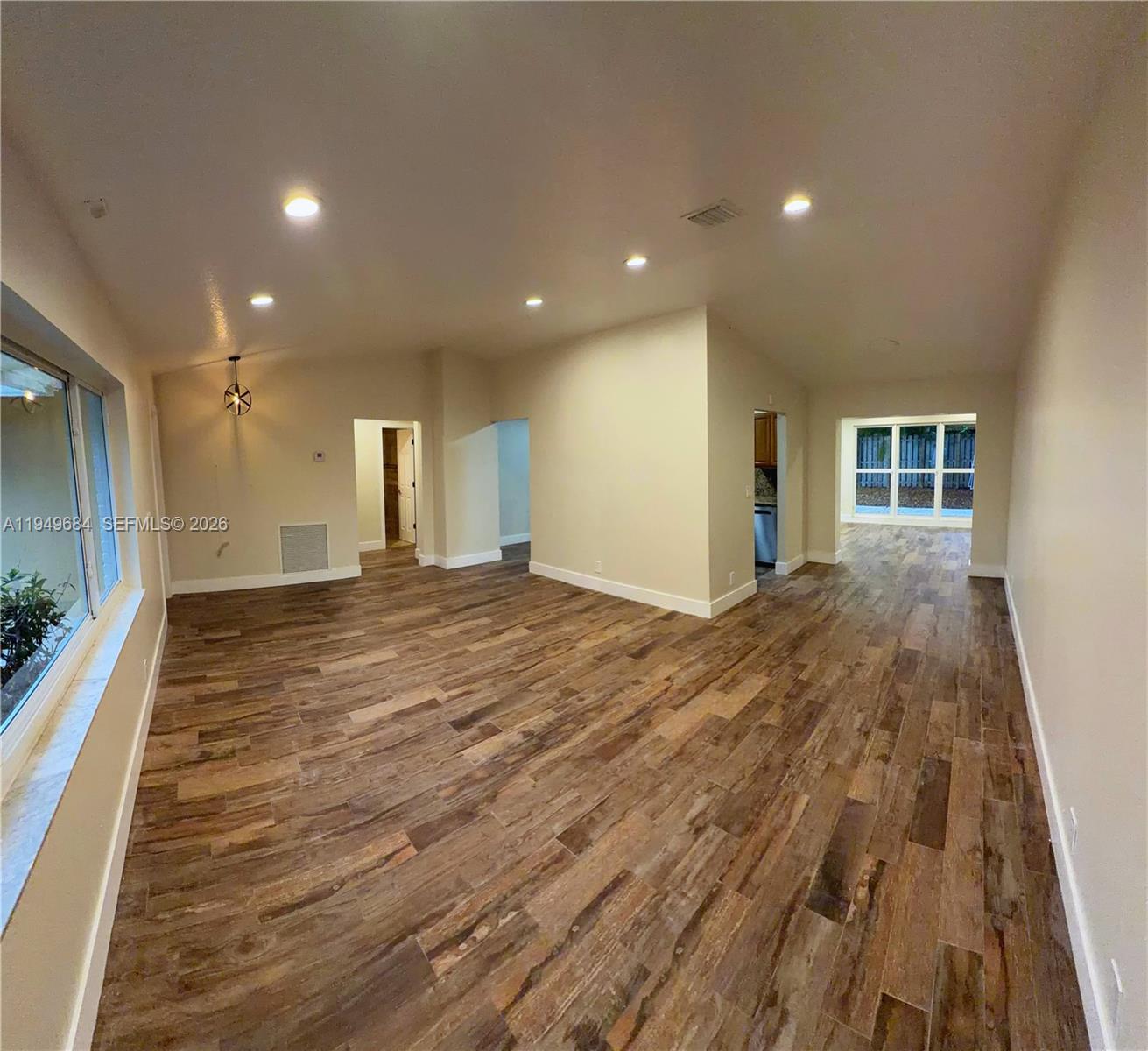 FOREST HILLS WEST - Residential