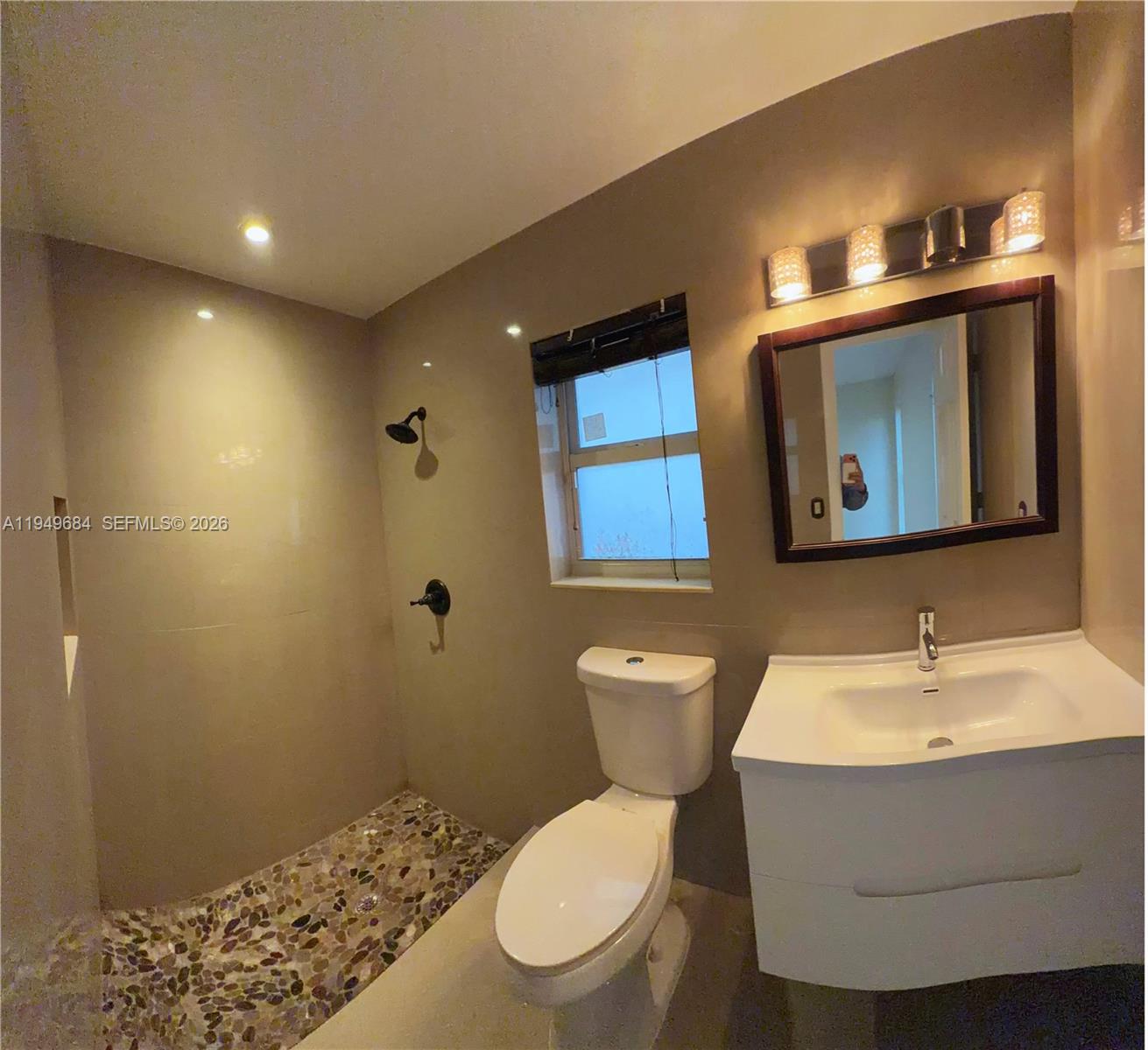 FOREST HILLS WEST - Residential