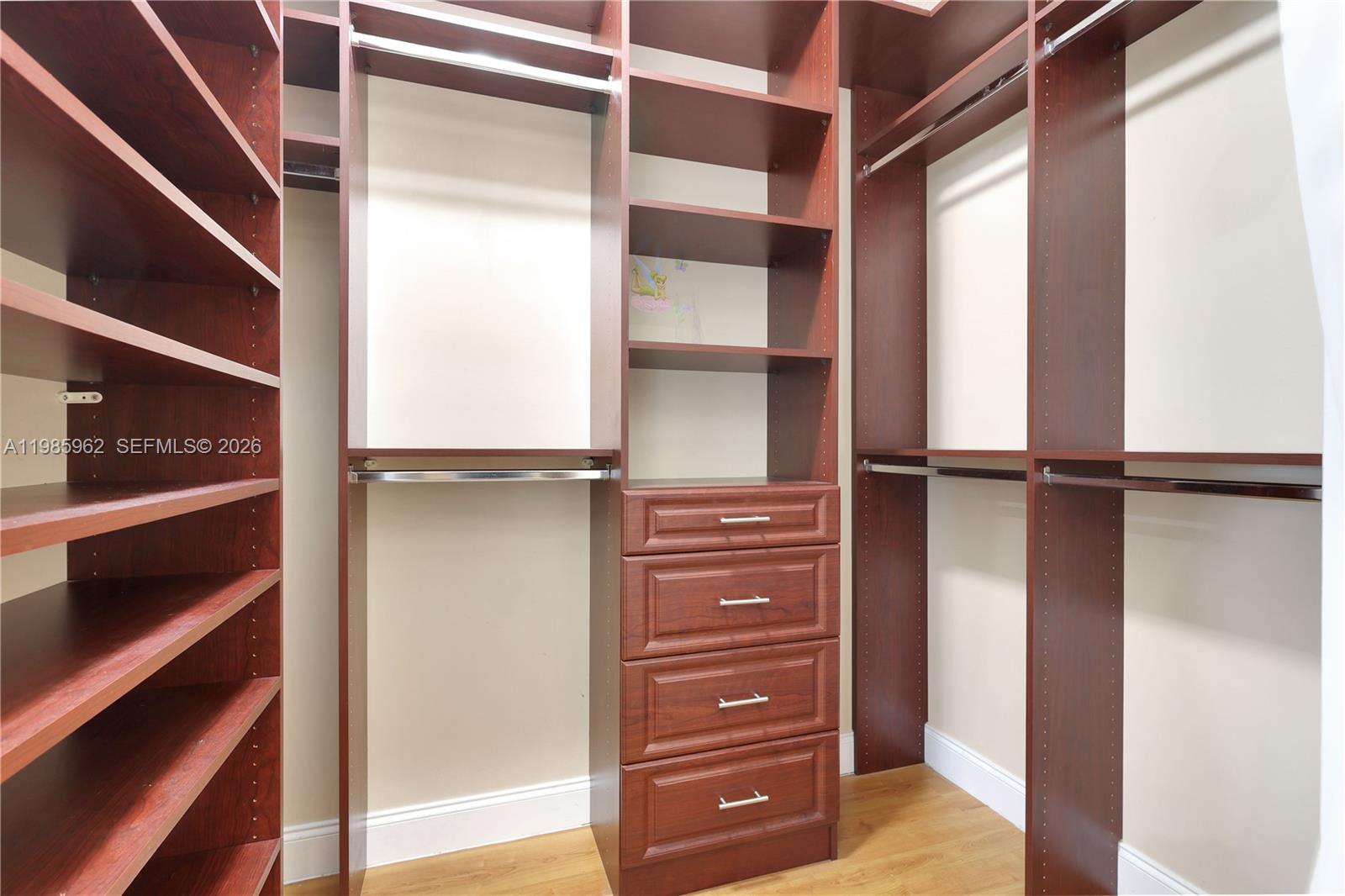 REPLAT OF COUNTRY LAKES - Residential