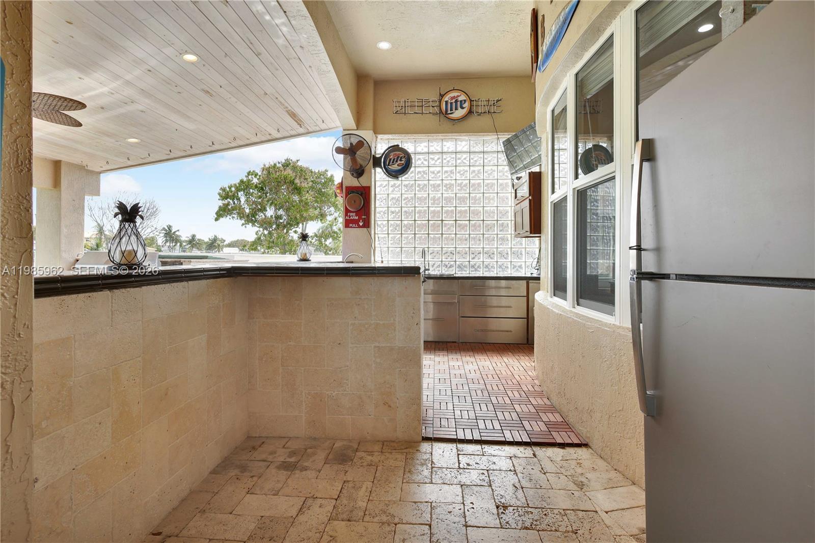 REPLAT OF COUNTRY LAKES - Residential