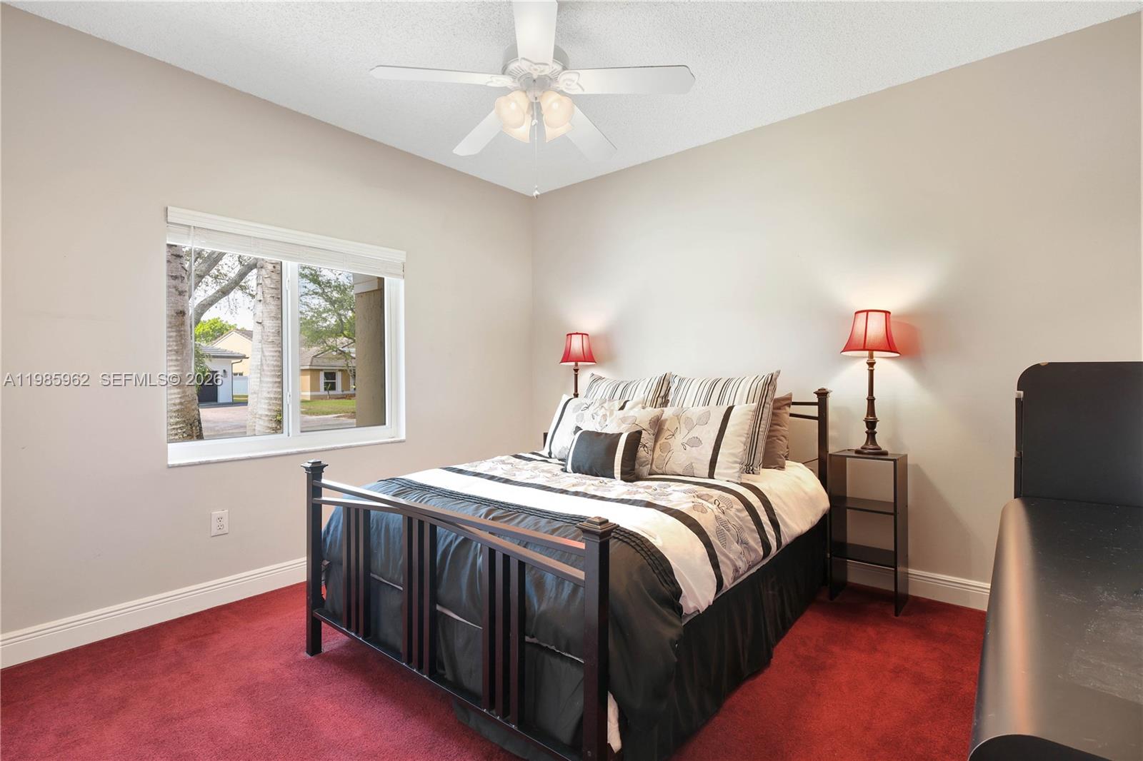 REPLAT OF COUNTRY LAKES - Residential