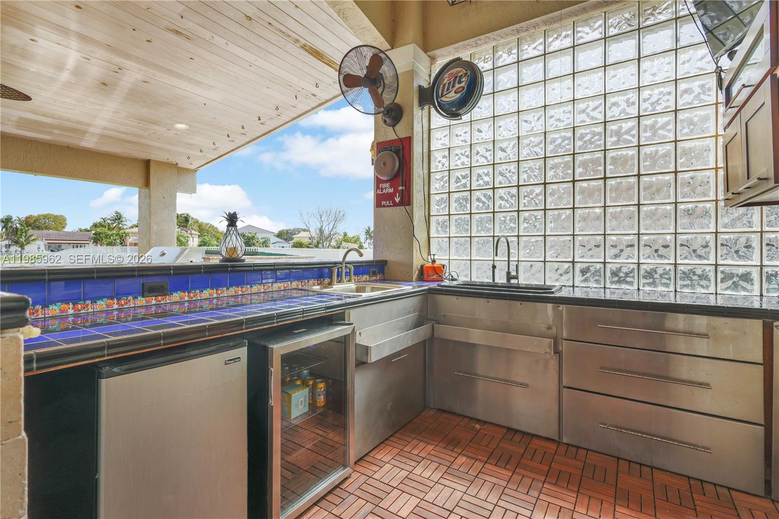 REPLAT OF COUNTRY LAKES - Residential