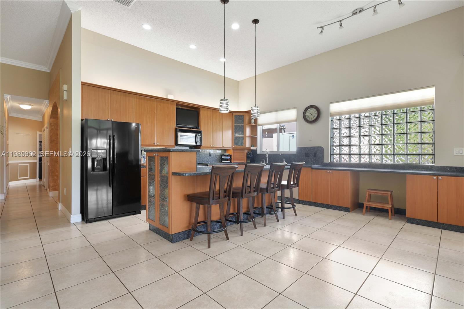 REPLAT OF COUNTRY LAKES - Residential