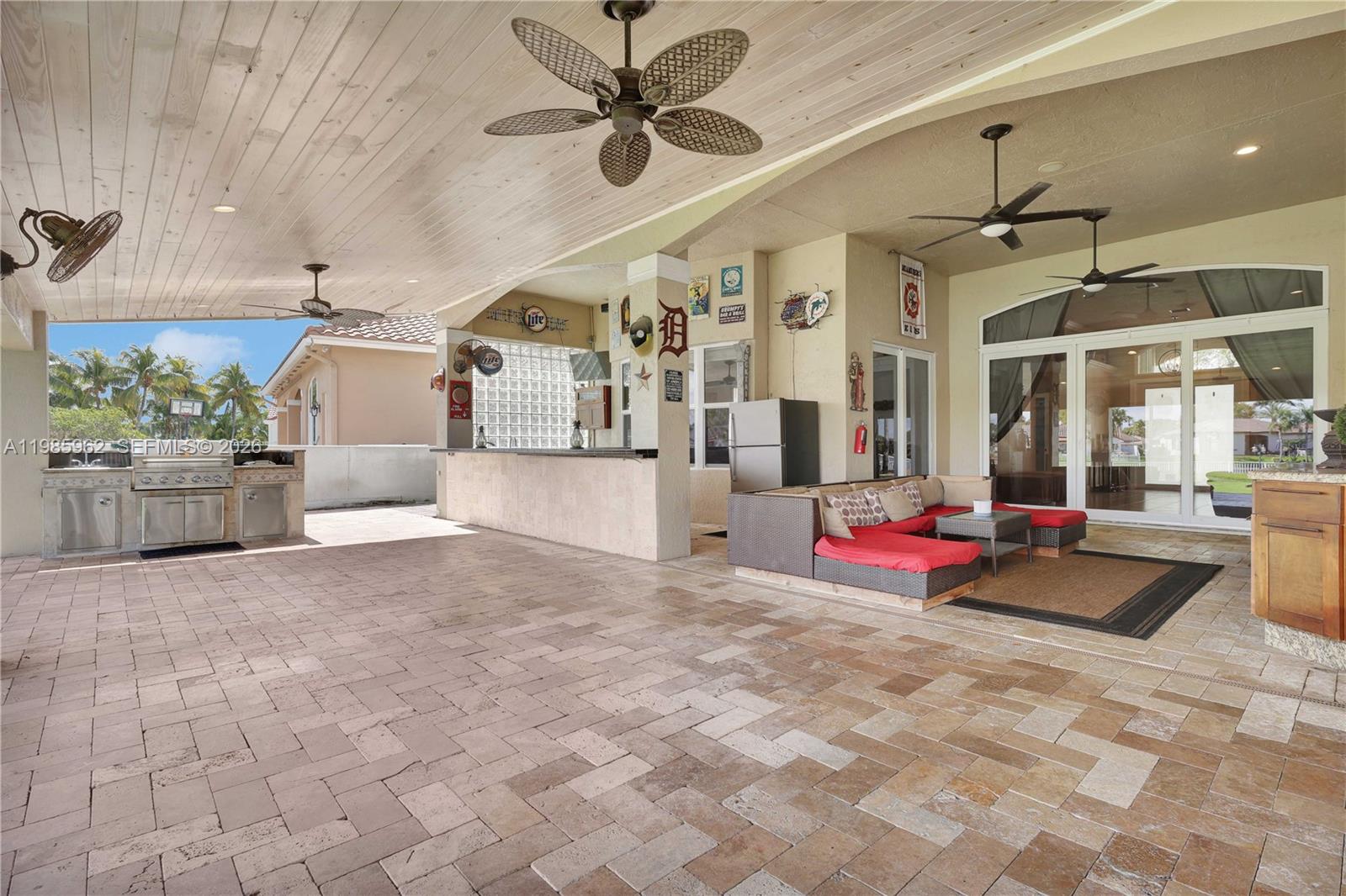 REPLAT OF COUNTRY LAKES - Residential