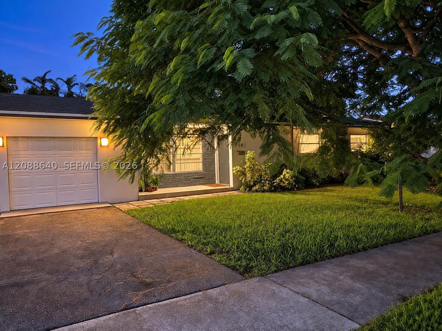 8981 SW 57th Ter