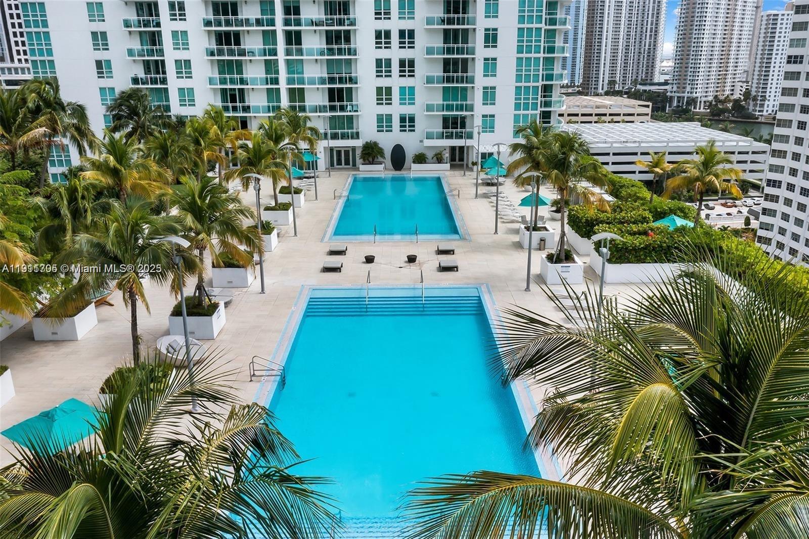 THE PLAZA 901 BRICKELL CO - Residential Lease