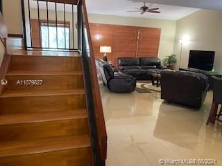 THE TOWNHOMES OF DORAL OA - Residential Lease