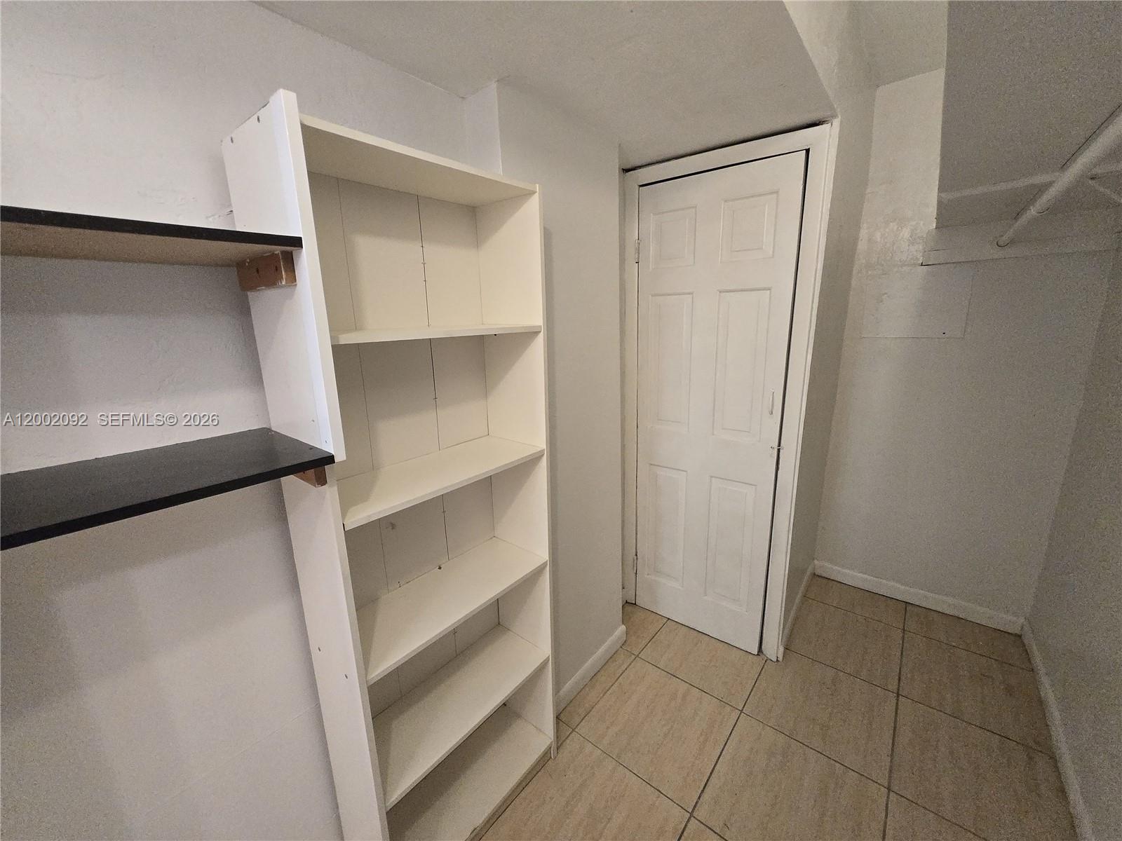 1515 CORAL TOWERS CONDO - Residential Lease