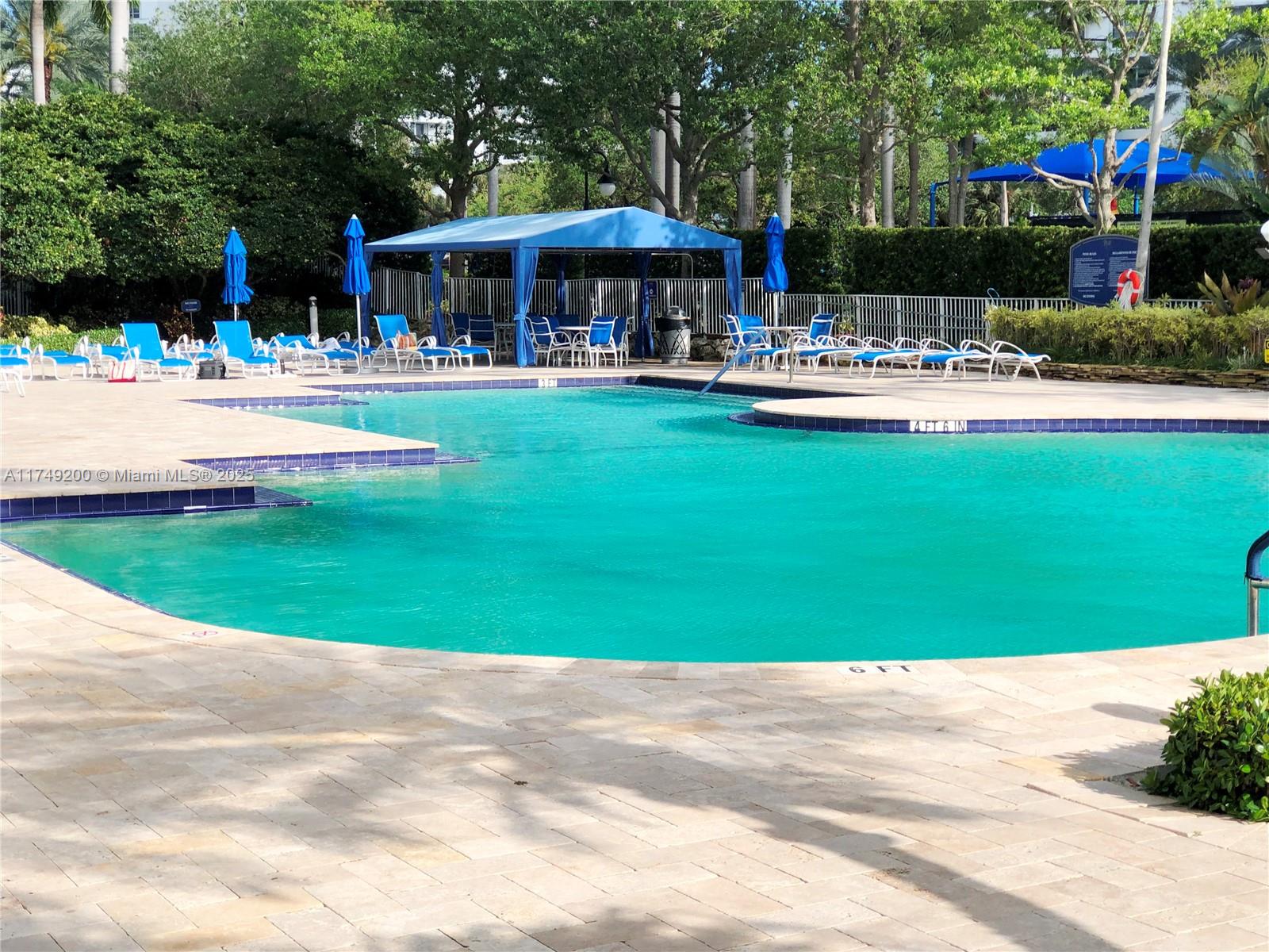 MYSTIC POINTE TOWER 400 - Residential