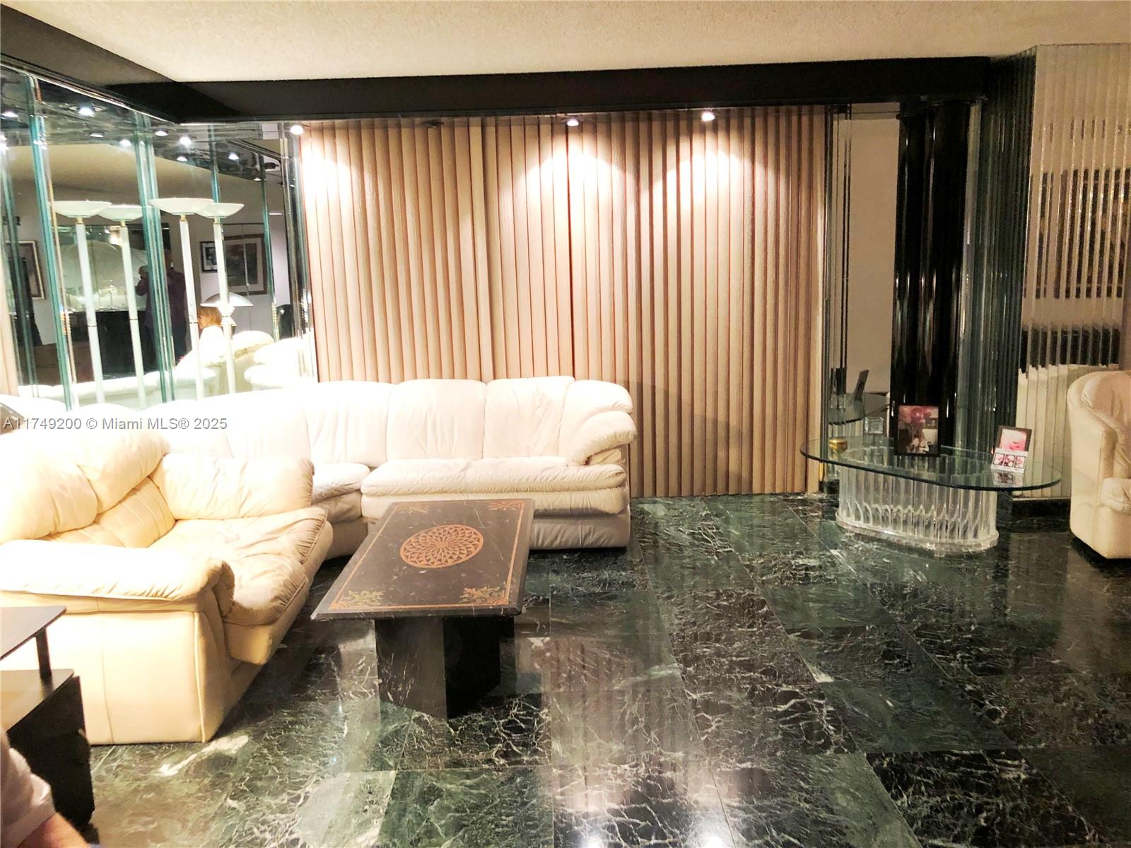 MYSTIC POINTE TOWER 400 - Residential