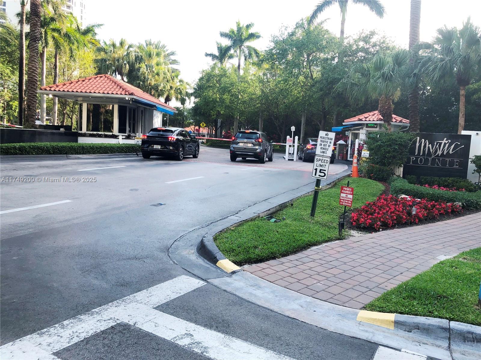 MYSTIC POINTE TOWER 400 - Residential