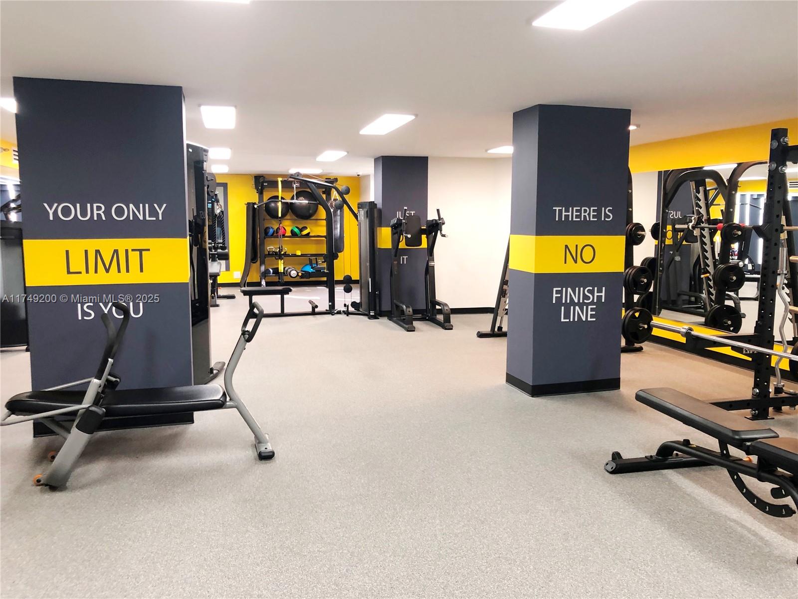 MYSTIC POINTE TOWER 400 - Residential