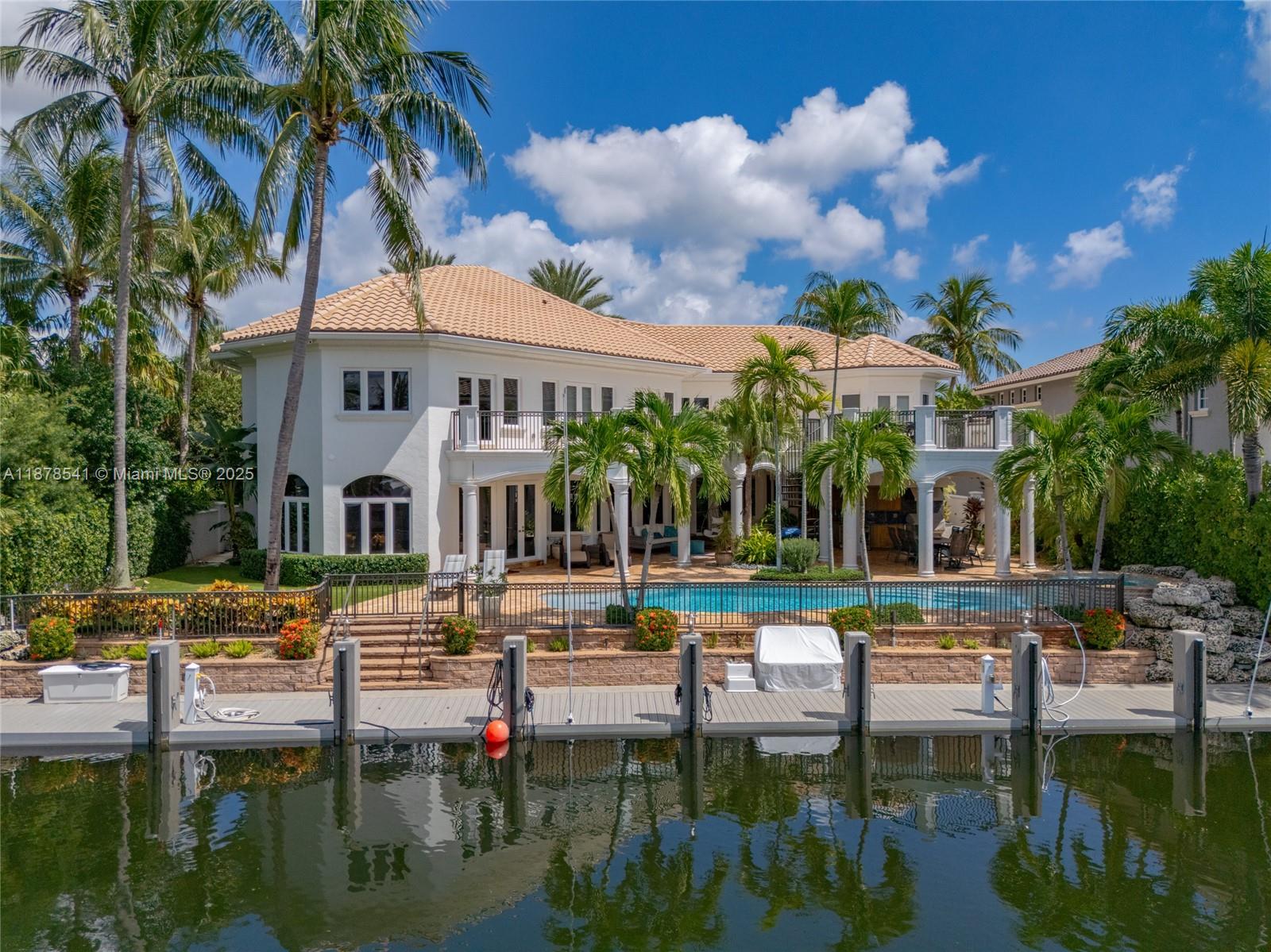 HILLSBORO HARBOR UNIT - Residential