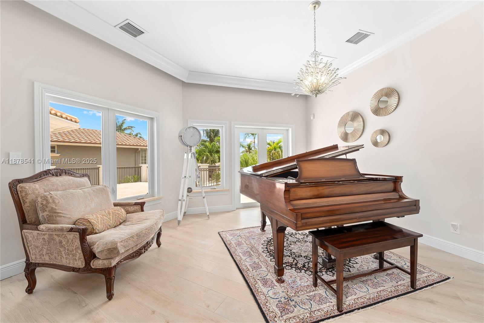 HILLSBORO HARBOR UNIT - Residential