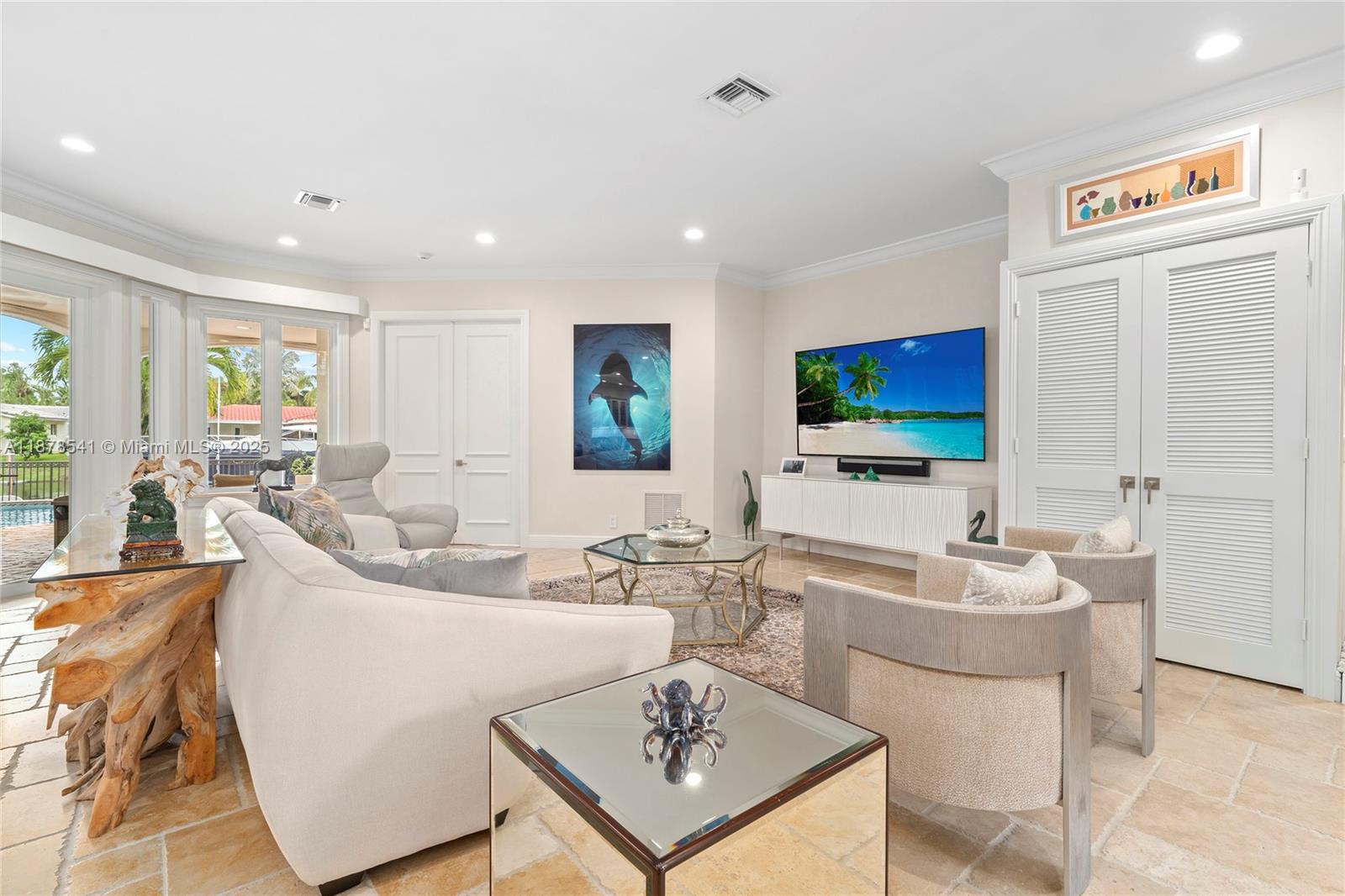 HILLSBORO HARBOR UNIT - Residential