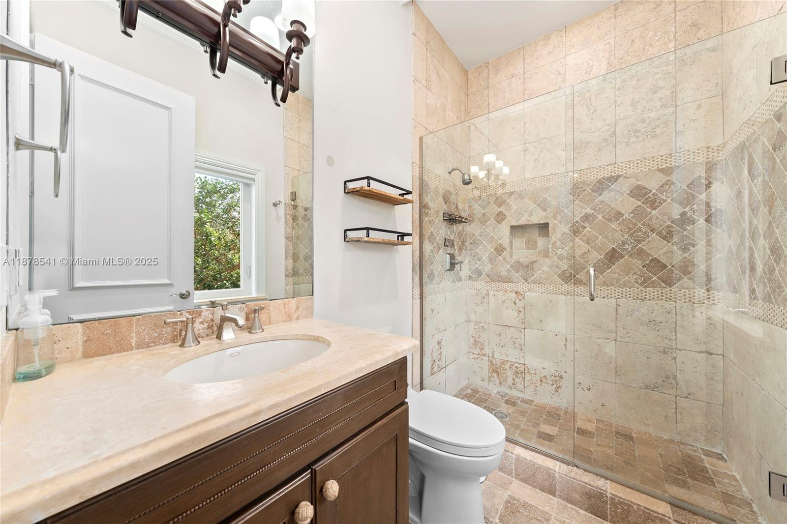 HILLSBORO HARBOR UNIT - Residential