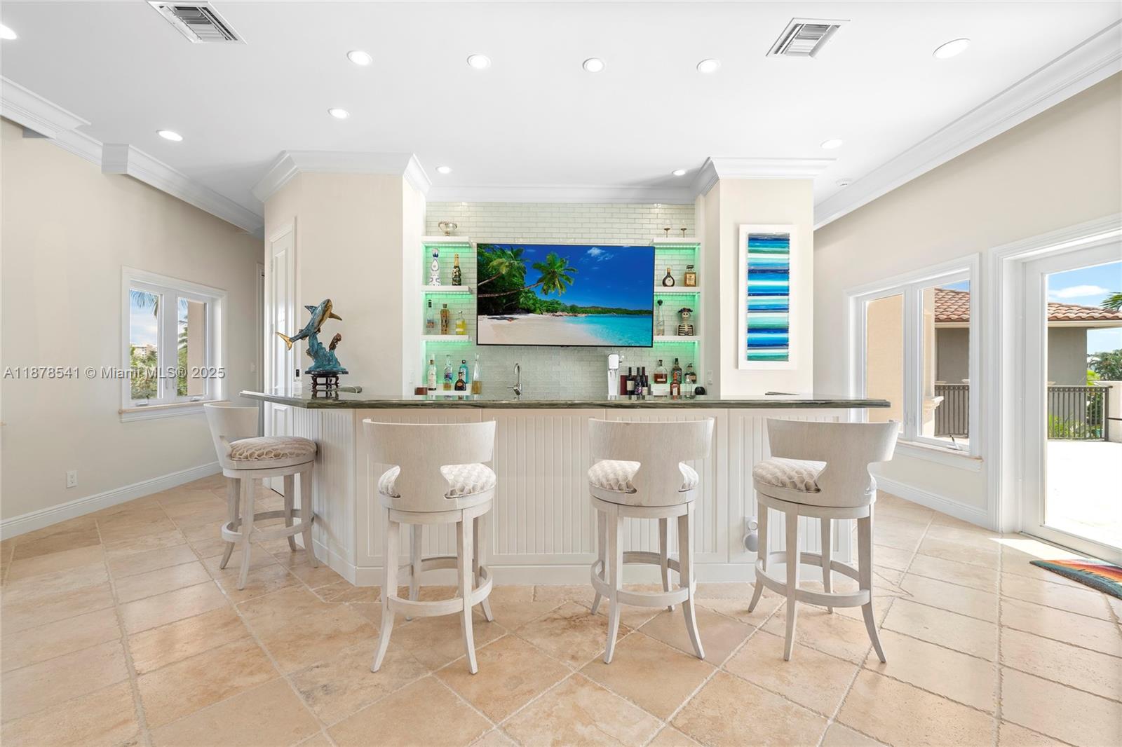 HILLSBORO HARBOR UNIT - Residential