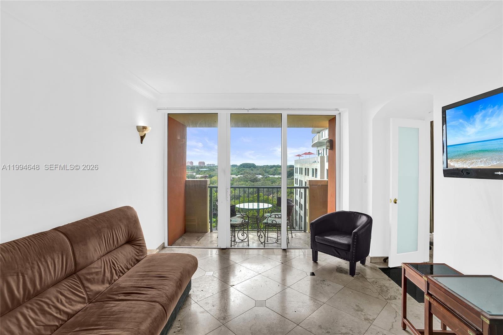 THE MUTINY CONDO - Residential