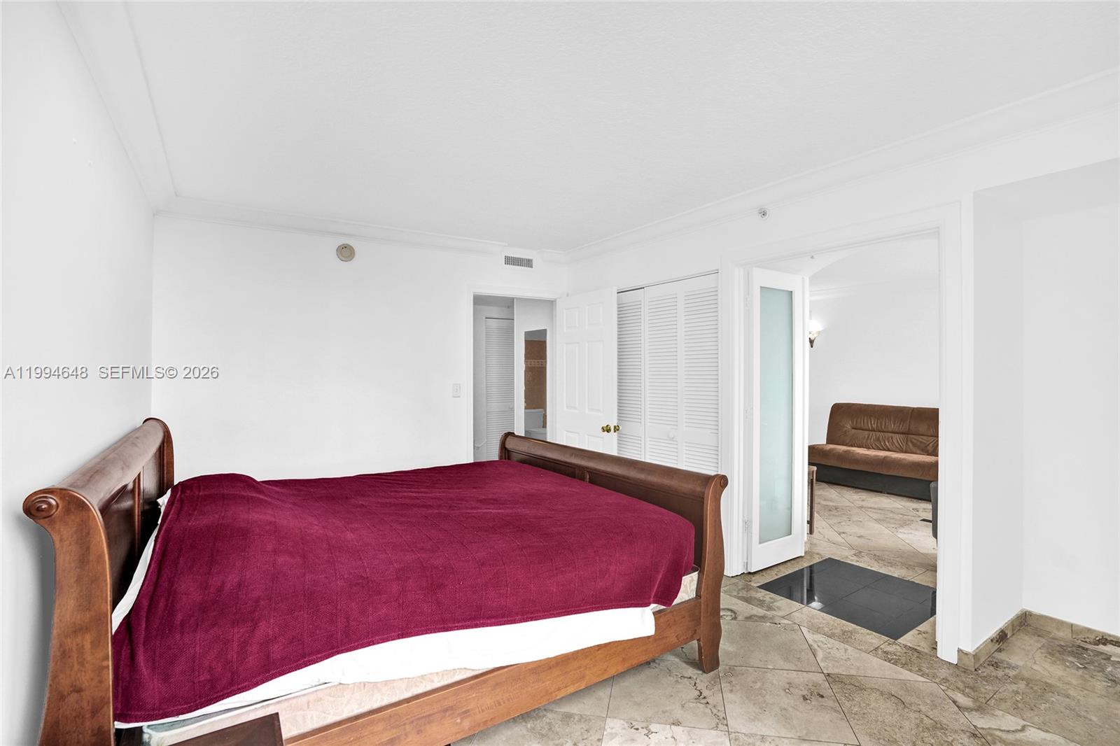 THE MUTINY CONDO - Residential