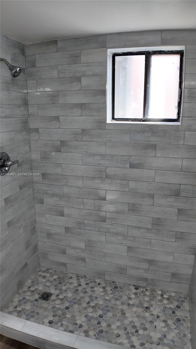 ALAMEDA TOWER 3 CONDO - Residential Lease