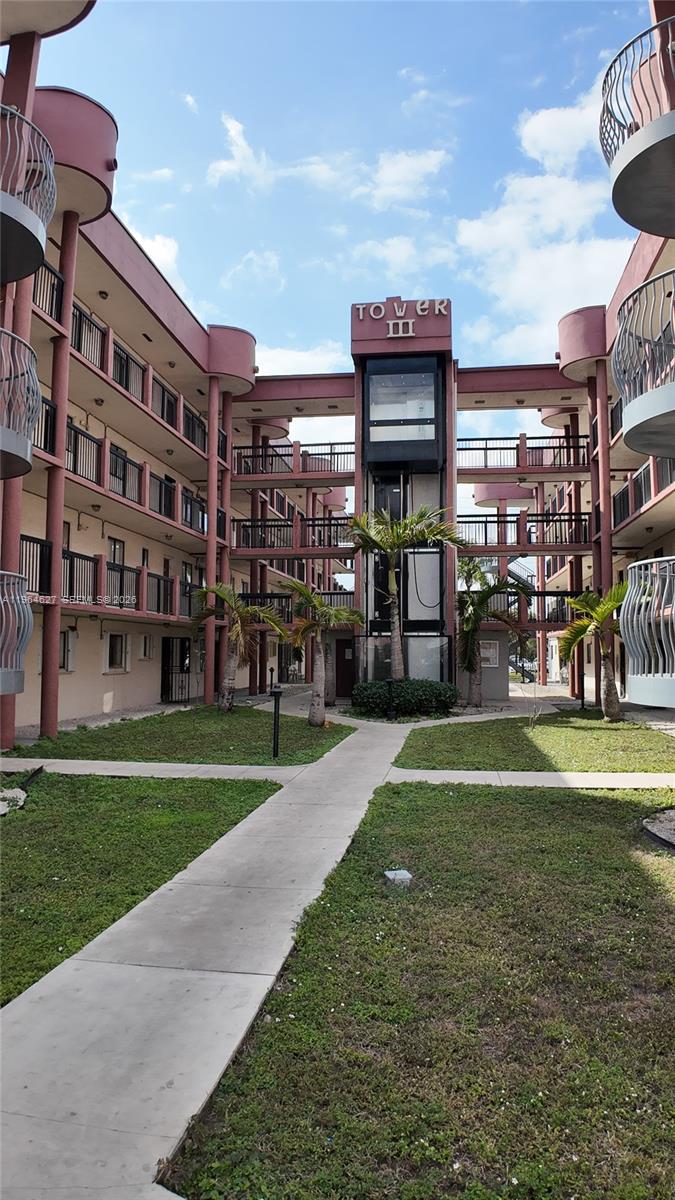 ALAMEDA TOWER 3 CONDO - Residential Lease