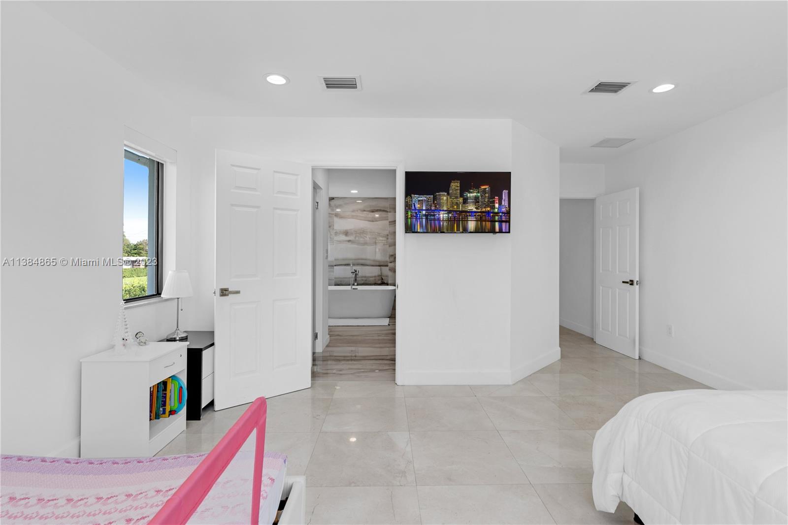 MILLER DRIVE ESTATES - Residential