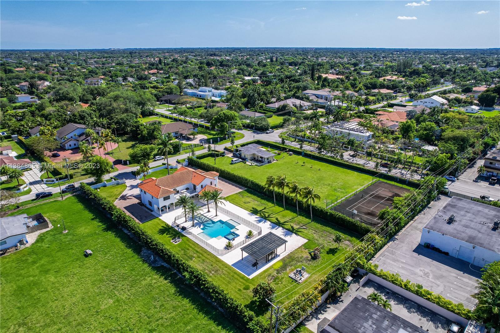 MILLER DRIVE ESTATES - Residential