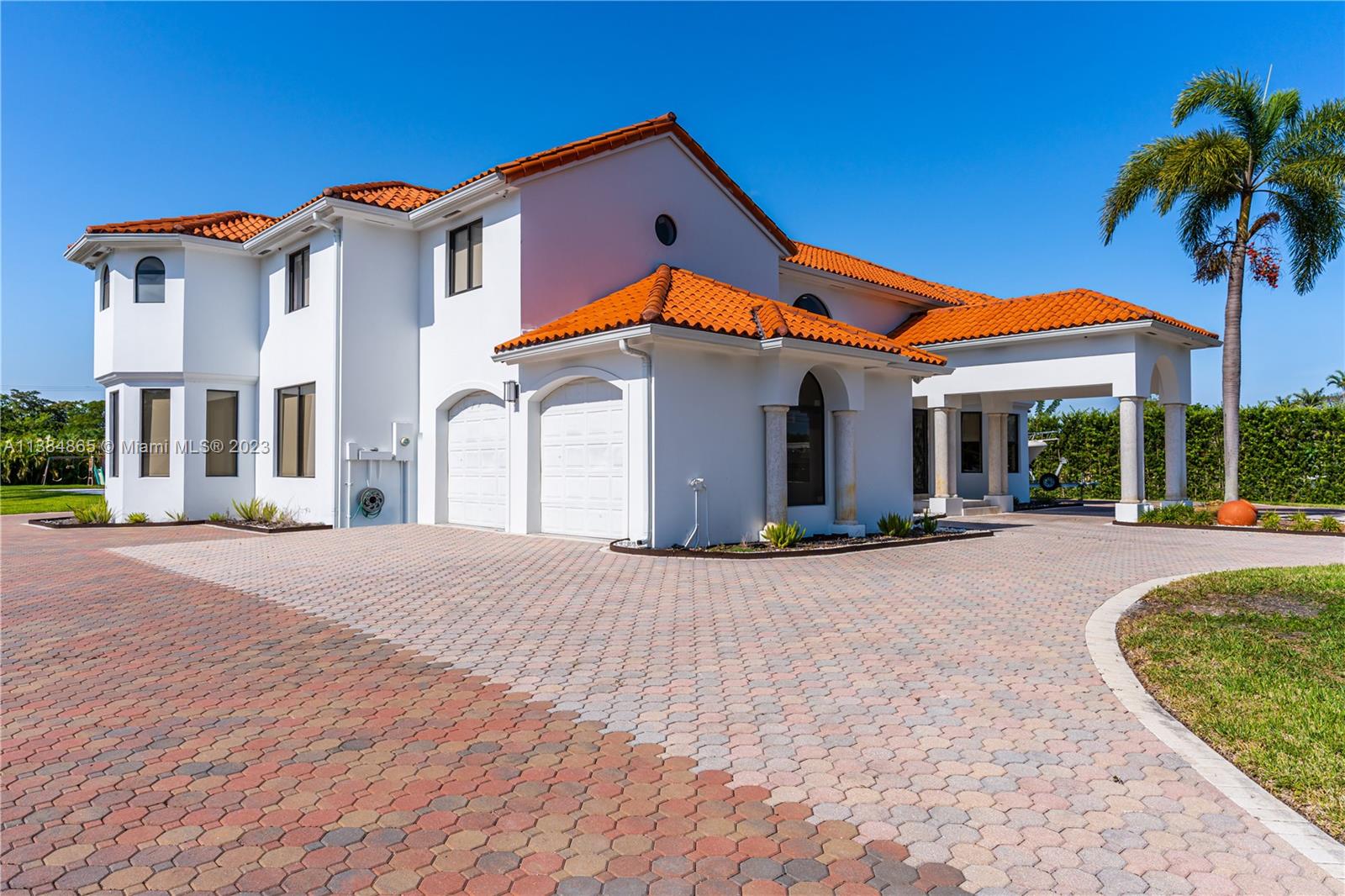 MILLER DRIVE ESTATES - Residential