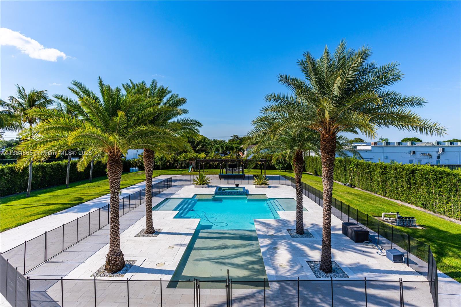 MILLER DRIVE ESTATES - Residential