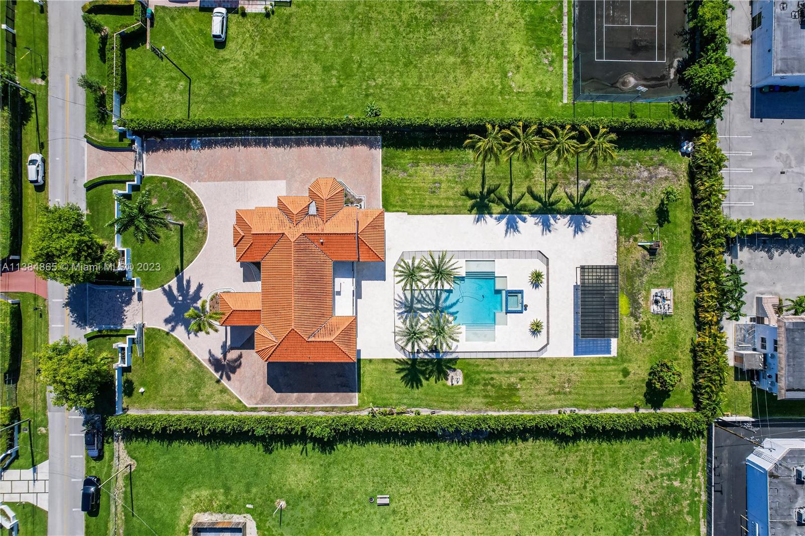 MILLER DRIVE ESTATES - Residential