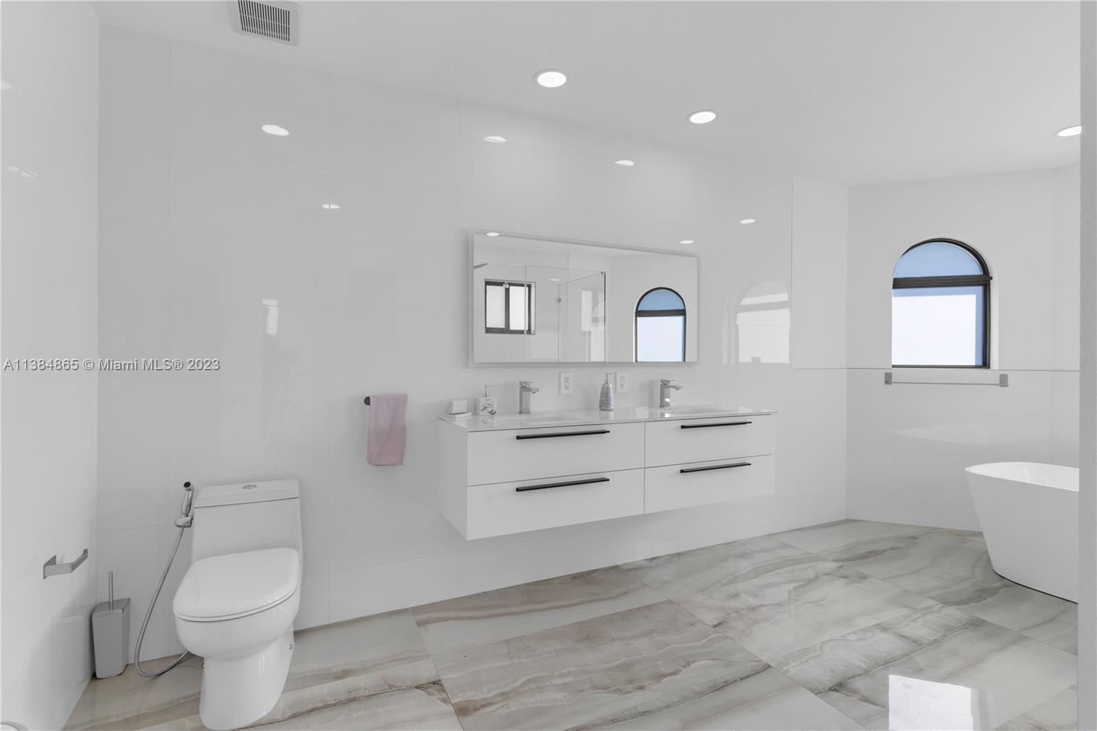 MILLER DRIVE ESTATES - Residential