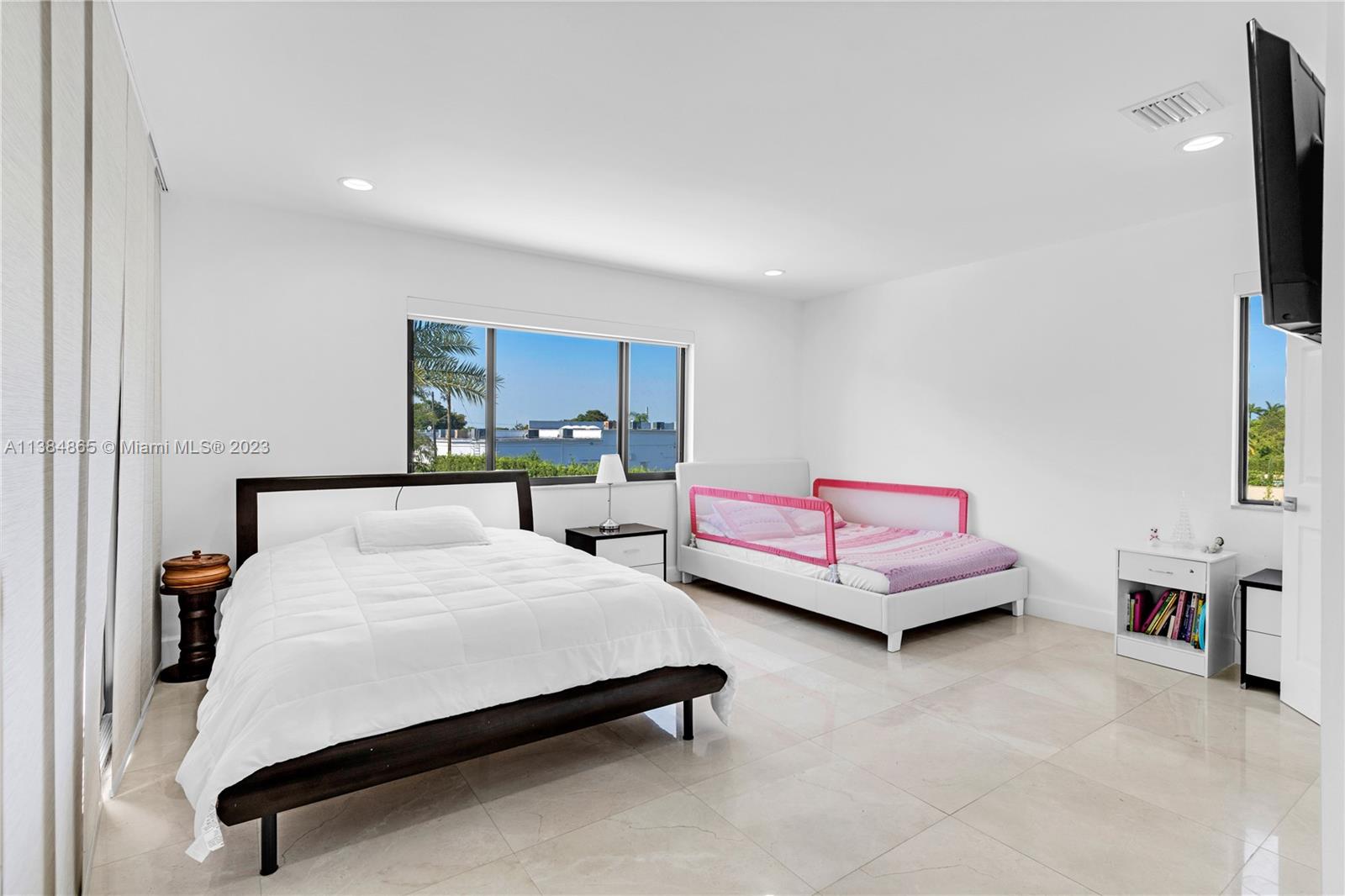 MILLER DRIVE ESTATES - Residential