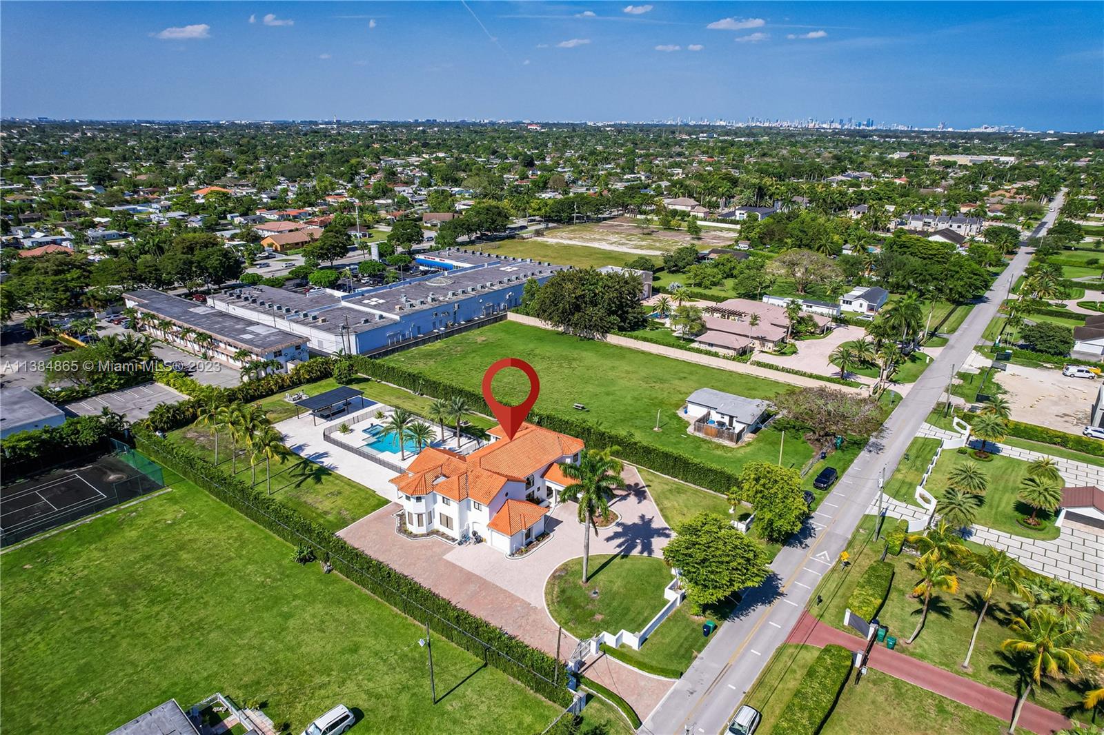 MILLER DRIVE ESTATES - Residential