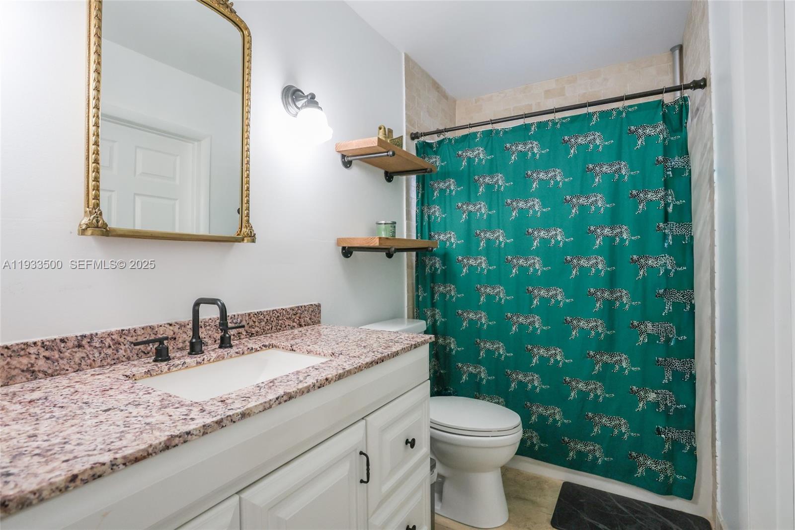 CORAL RIDGE ISLES - Residential