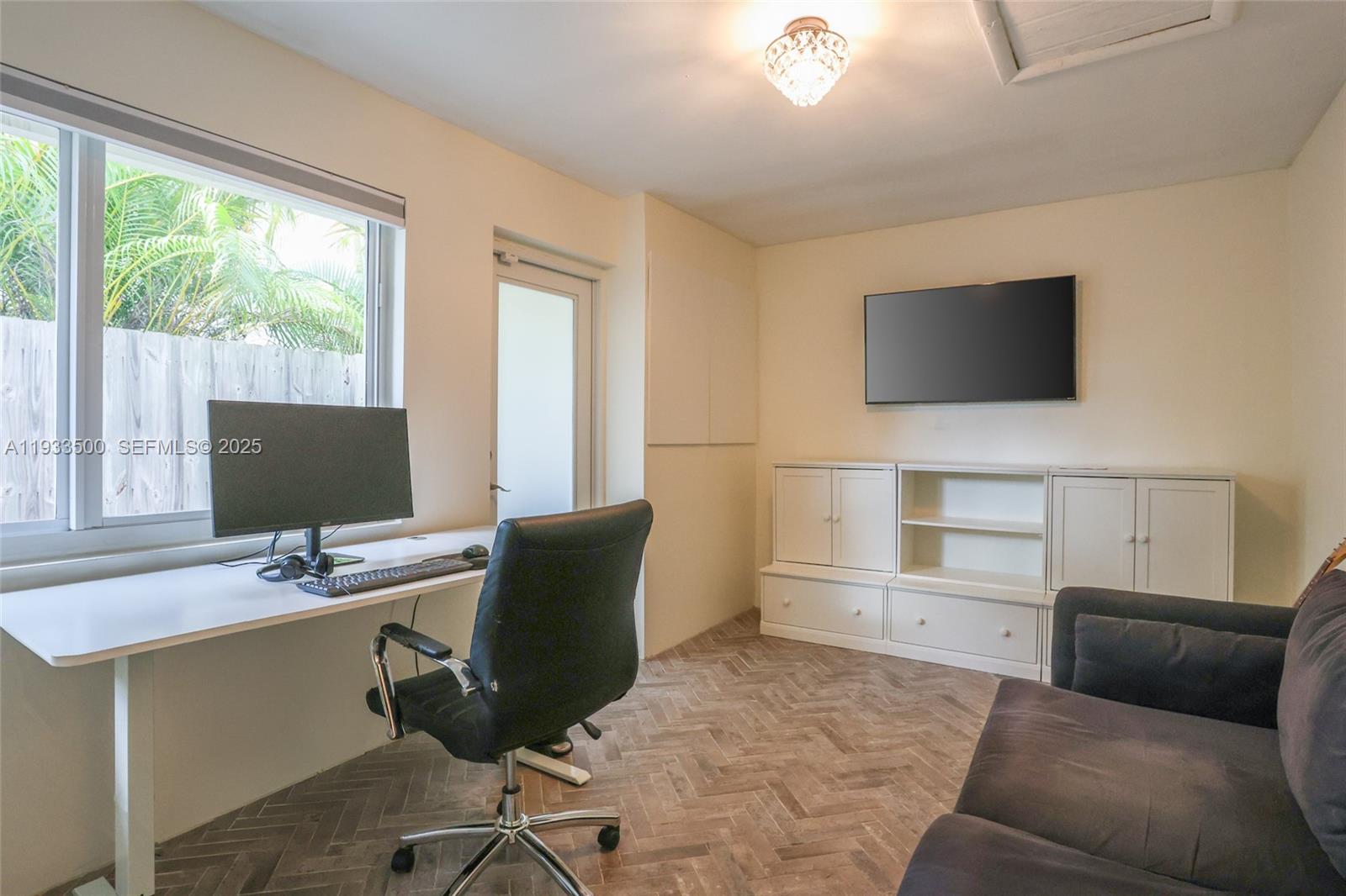 CORAL RIDGE ISLES - Residential