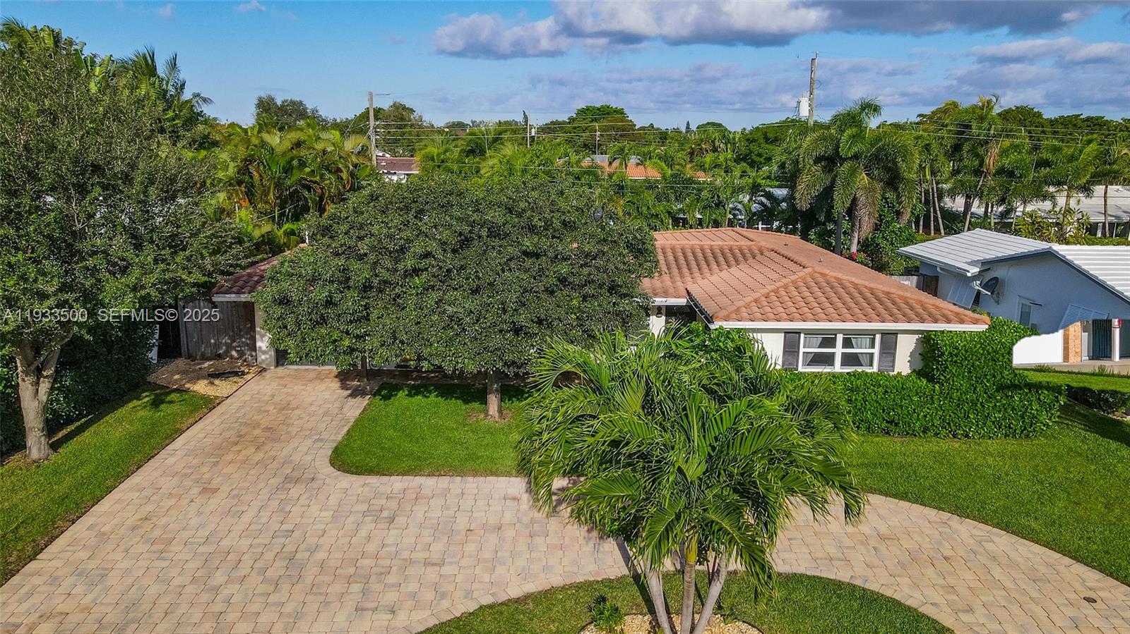 CORAL RIDGE ISLES - Residential