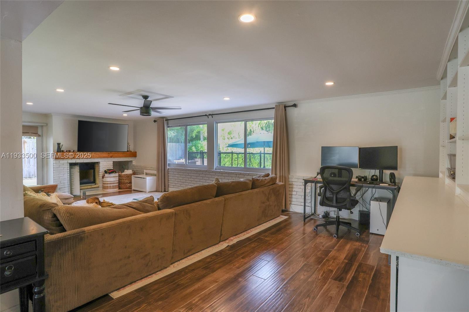 CORAL RIDGE ISLES - Residential