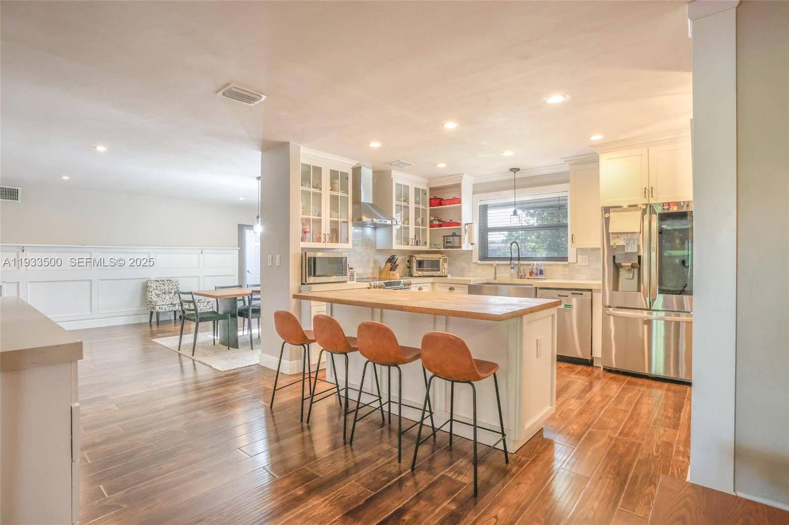 CORAL RIDGE ISLES - Residential